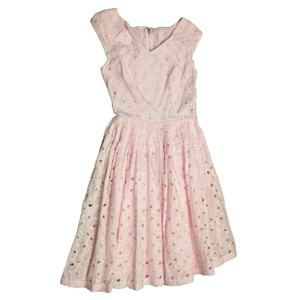 Kaya & Sloane Fit Flare Women's Pink Eyelet Cap Sleeve Dress Romantic Spring Sm